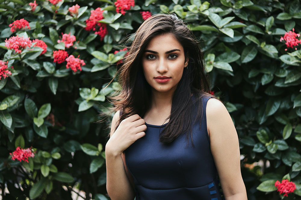 Simple Tips for Choosing the Right Lip Color for an Outfit