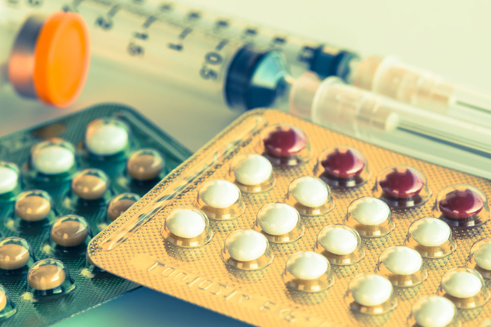 Pros and Cons of Popular Birth Control Methods